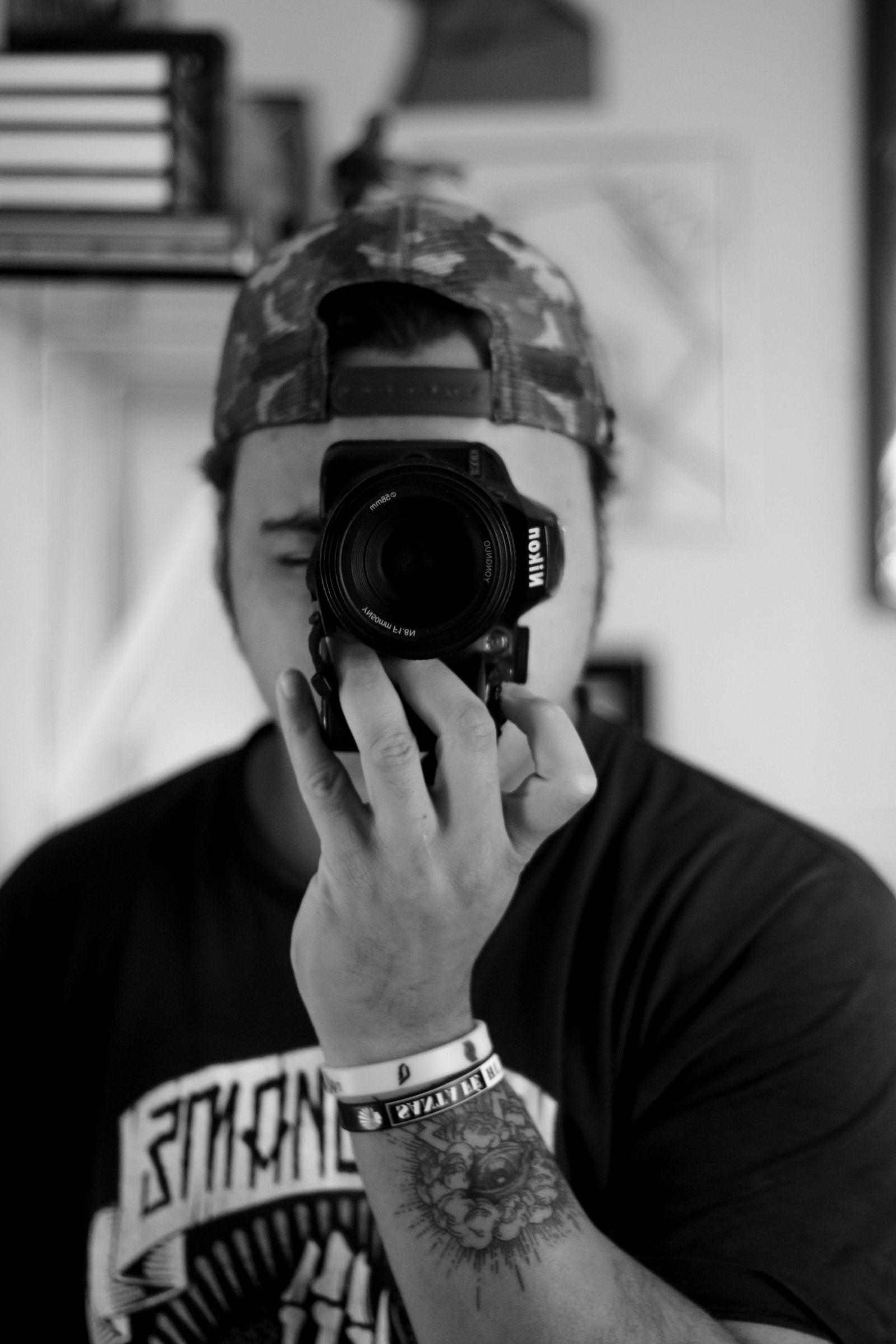 Illustrative photo of a photographer working in a studio